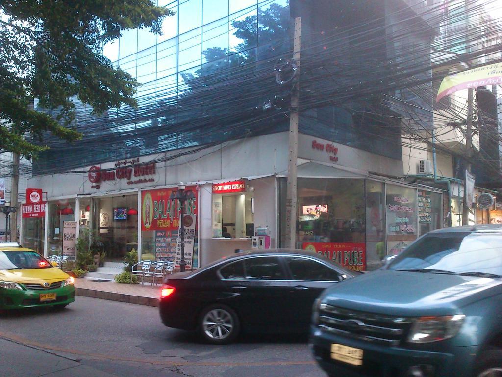 Sun City Hotel Bangkok Exterior foto