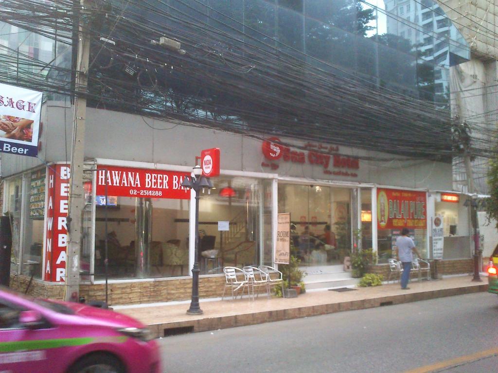 Sun City Hotel Bangkok Exterior foto